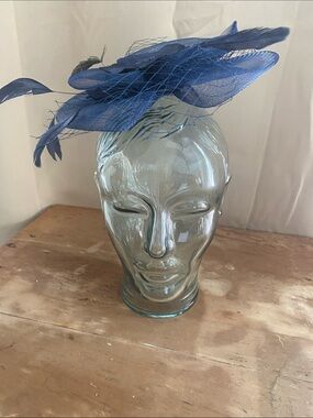Navy Blue Feathered Fascinator Headpiece - Elegant Millinery Accent